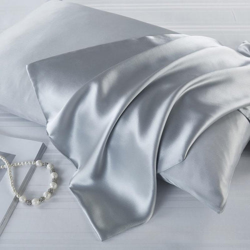 Looth mulberry silk pillowcase in Silver Grey